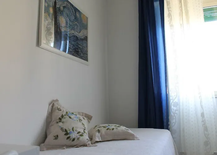 Mary's Bed & Breakfast